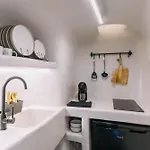 빌라 Noir Cave With Private Jacuzzi And Sunset Terrace 피르고스
