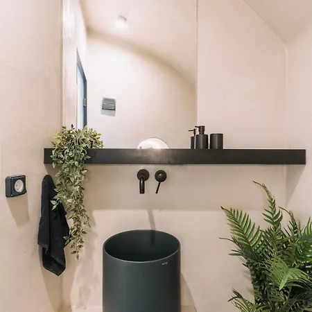 Noir Cave With Private Jacuzzi And Sunset Terrace Villa Pyrgos Kallistis