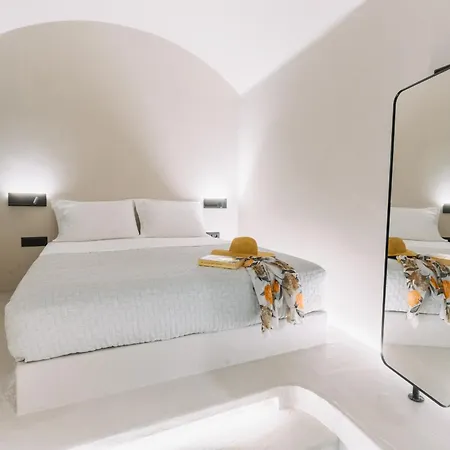 Noir Cave With Private Jacuzzi And Sunset Terrace Villa *