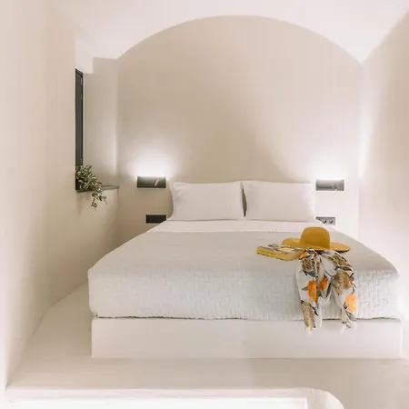 Villa Noir Cave With Private Jacuzzi And Sunset Terrace Pyrgos Kallistis