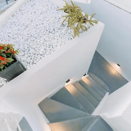 Noir Cave With Private Jacuzzi And Sunset Terrace Pýrgos