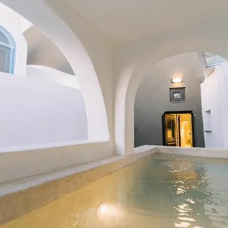 Noir Cave - Private Jacuzzi & Sunset Terrace Villa *