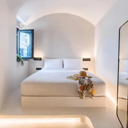 Noir Cave - Private Jacuzzi & Sunset Terrace Villa *