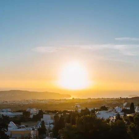 וילה Noir Cave With Private Jacuzzi And Sunset Terrace *