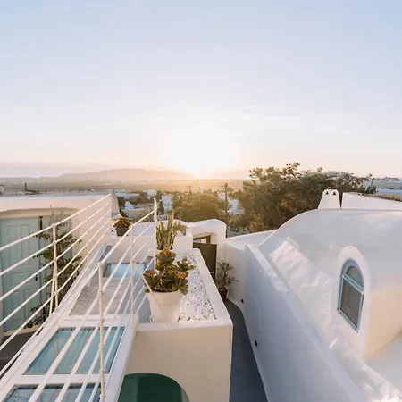 Noir Cave With Private Jacuzzi And Sunset Terrace