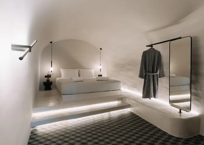 Noir Cave With Private Jacuzzi And Sunset Terrace فيلة *