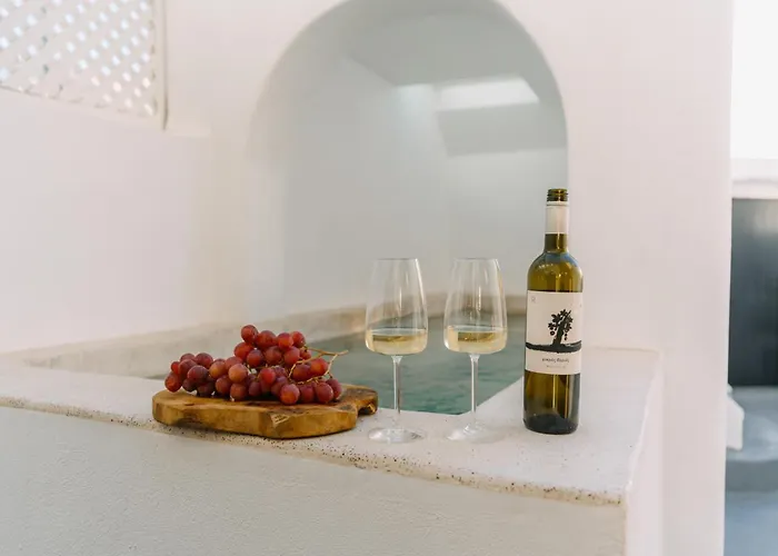 Noir Cave With Private Jacuzzi And Sunset Terrace فيلة