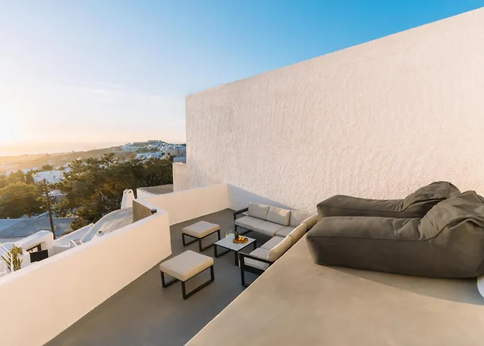 Noir Cave With Private Jacuzzi And Sunset Terrace Pýrgos